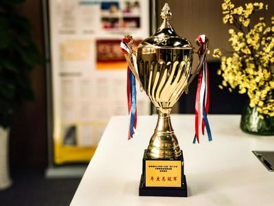 青科大學(xué)子問鼎智能制造巔峰 全國(guó)總冠軍背后的創(chuàng)新力量與競(jìng)賽組織智慧